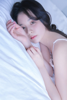 两个女生互怼